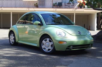 Volkswagen New Beetle 2001 Metallic Green $3950 1