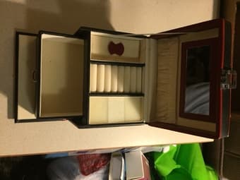 clothes hangers, jewelry box, training hand grip, etc 3