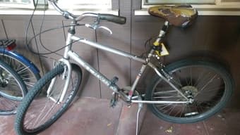 Bike for sale - mid-size men's bike 1