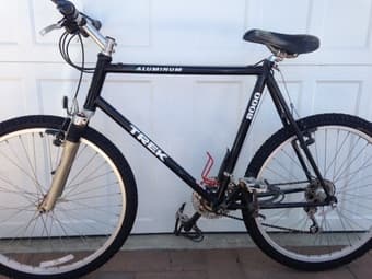 FOR SALE:  Mtn Bike fits rider 6'4" to 6'8" 1