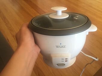 Mini Rice Cooker for Sale $10 OBO 1