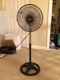 Moving sale-Standing Fan/White Metal Shelf/Retro Sweater Chain 1