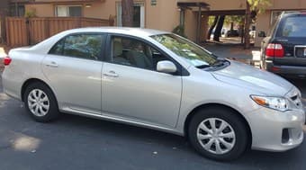 Extremely low mileage 2011 Toyota Corrolla - $15500 (palo alto) 2