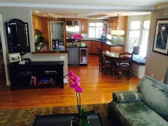 Ideal single-family home for rent in the heart of Barron Park 3