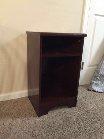 Final Sale-Bedside Table/Brita Water Filter/Ice Mold 1