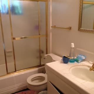 Looking for a female roommate Moutain View 2br, $1215 Nov1 1