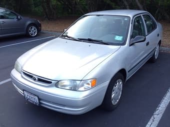 TOYOTA COROLLA CE 1999 WITH CLEAN TITLE ONLY $3950 1