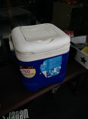 Small "ice cube" cooler - $10 1