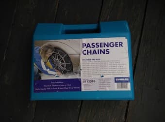 Passenger car tire chains - $25 1