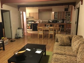 $660/month -- Bedroom w/ private half bath in Mountain View house 1