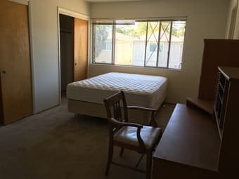Master room or living room in a 2B*2B house from Oct.24-31, Menlo park 2