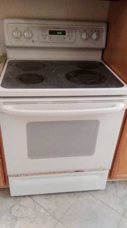 GE stove $80 OBO 1
