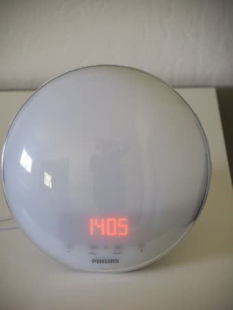 Alarm clock Philips HF3520 Light With Colored Sunrise Simulation $75 2