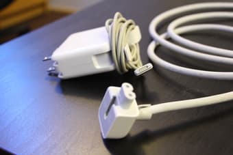 $40 - Mac charger 45W Magsafe 2 Power adapter 1
