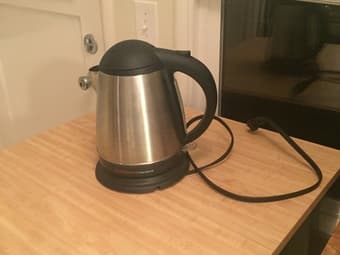 Electric Hot Water Kettle/Hot Water Heater/Tea Kettle $20 1