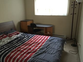 bedroom in mountain view 1300$ - available from Nov 27th 1