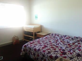Sublet - EV lowrise, 2 bedroom apartment, December 3rd - December 23rd 1