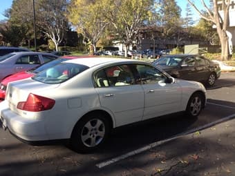 2003 Infiniti G35 sedan--- $5300 1