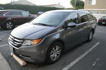 2014 Honda Odyssey - Grey - 15K miles - excellent condition - $29500 1