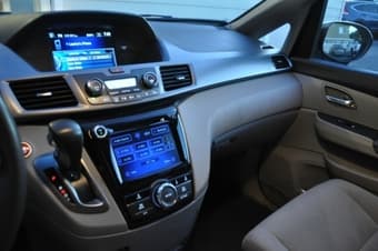 2014 Honda Odyssey - Grey - 15K miles - excellent condition - $29500 3