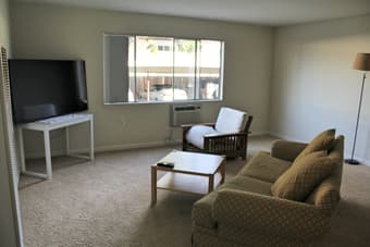 1 Bedroom in Two Bedroom (1 bath) Apartment 1