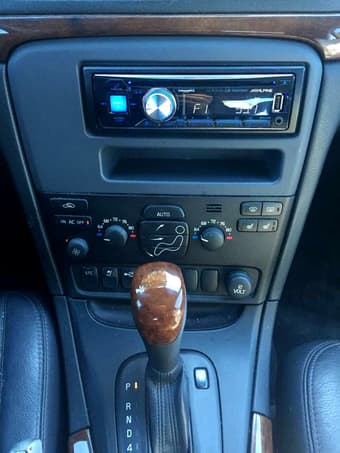 2005 volvo S80 with low mileage 2