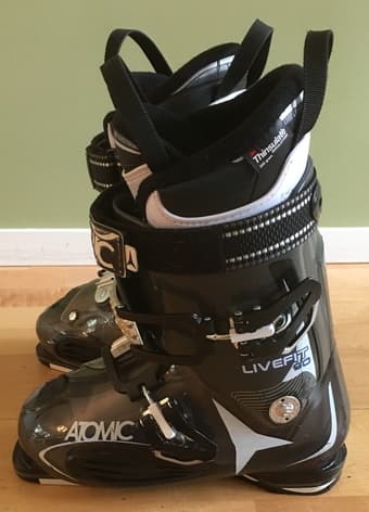 Atomic Ski Boots size 26.0-26.5  $60 2