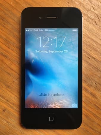 Unlocked Black iPhone 4S 16GB GSM with Otter Case - $130 1