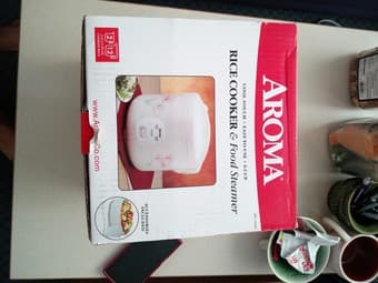Rice cooker $10 and crock pot $20 2