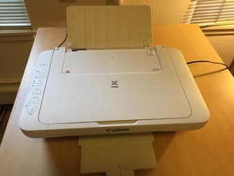 Canon Wireless Printer/Copier/Scanner - 20$ 1