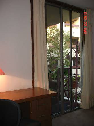 $1275 / 196ft2 - Share bright, beautiful condo 2