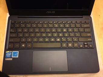 ASUS EeeBook X205T 11.6" LED 32 GB SSD Intel 2 GB RAM $100 2