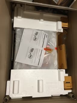 Brand new Canon PIXMA Pro-100 Wireless Printer + photo paper 2
