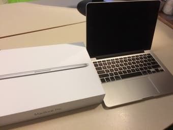 13.3-inch MacBook Pro (2014), 8GB RAM, 256 GB, broken screen - $900 3