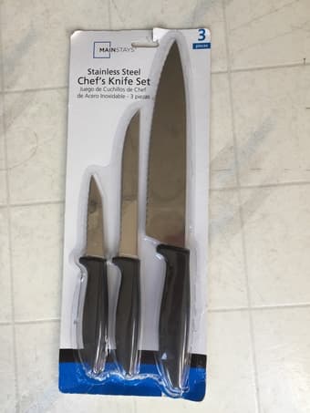 For sale: kitchenware 厨房用具（$10）;knives刀具（$3） 2
