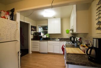 $1295 Single Bedroom Menlo Park (3Bed/1Bath) 1