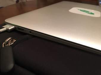 256GB SSD, 8GB RAM, i7 Intel, 13 inch MacBook Air (mid 2013) 4