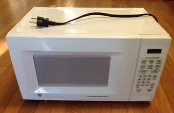 Ge Microwave Oven 0.7 Cu. Ft., only $80 1