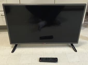 LG 32LB5600 32-Inch 1080p 60Hz LED TV $120 1