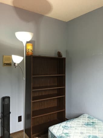 A basic simple small room lowest price in nice neighborhood-Los Altos 3
