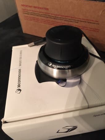 3D connexion mouse $60  comcast digital transport adapter kit $50 2