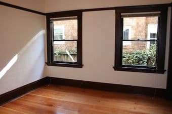 $880 for room near university ave 1
