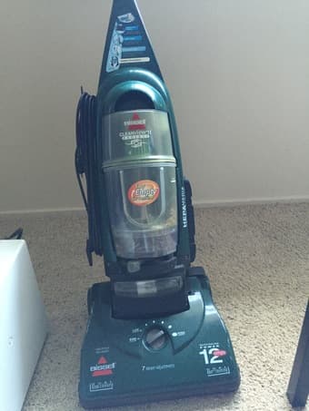 electric kettle, pressure cooker & vacuum cleaner for sale 1