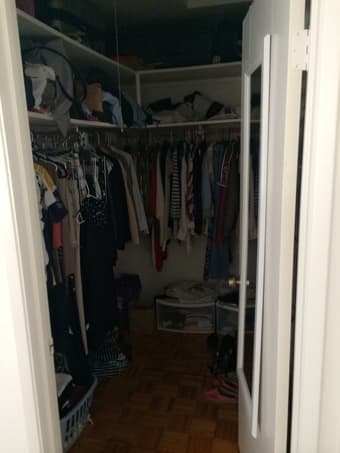 Mountain View room with private bath female 3