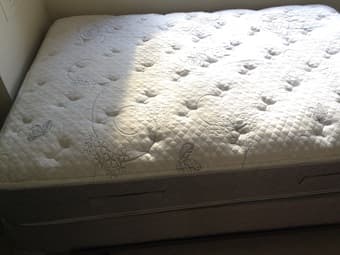 Selling full sized bed with frame for 200 dollars 1