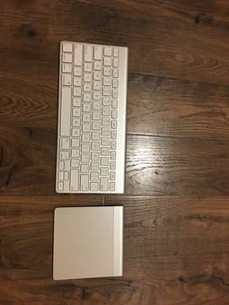 Apple Magic Trackpad +  Keyboard 2