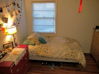 Shared room in house 5 minute walk from Stanford, $990 1