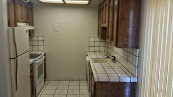 $1060 Private room in 3BR/1BA in Mt View. Close to Caltrain & Downtown 2