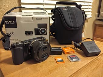 SONY NEX 3N, like new, SEL1650 lens, 2 batteries, Wifi SD, bag: $275 1