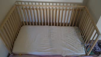 baby crib $40 and foam mattress $60 1